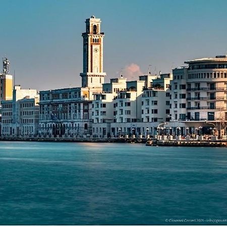 Apartmán Casa Fronte Del Porto Bari Exteriér fotografie