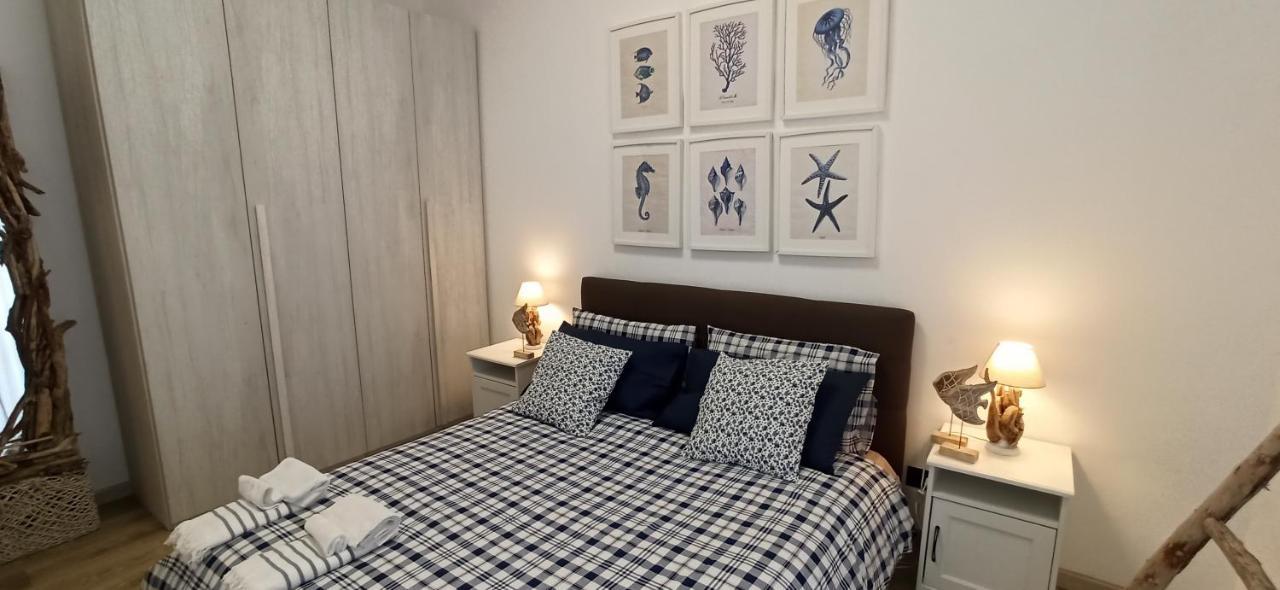 Apartmán Casa Fronte Del Porto Bari Exteriér fotografie
